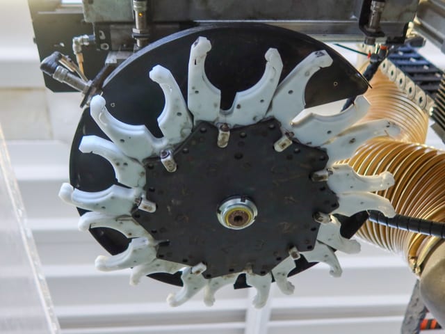 Centre d'usinage à ventouses BIESSE ROVER C 6.40