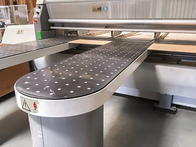 Front Loading Panel Saws SELCO EB 80