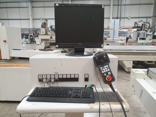 CNC Machine Center with NESTING Table SCM ACCORD 3615