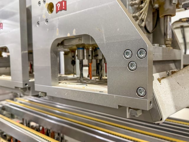 Perceuse automatique HOMAG DRILLTEQ C-800