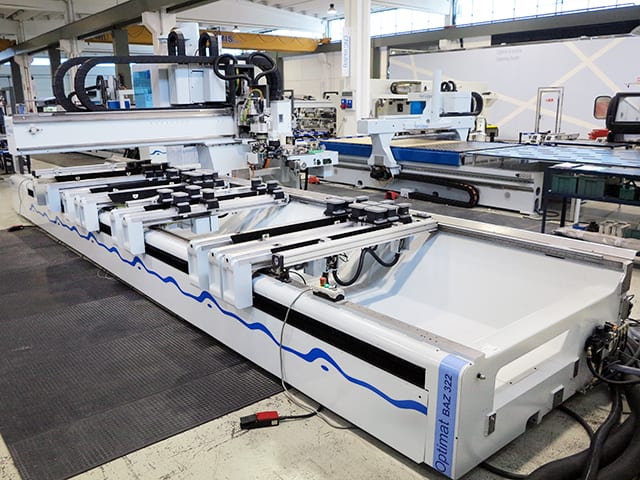 CNC Machine Centres For Routing, Drilling And Edgebanding. HOMAG BAZ 322/60/AP