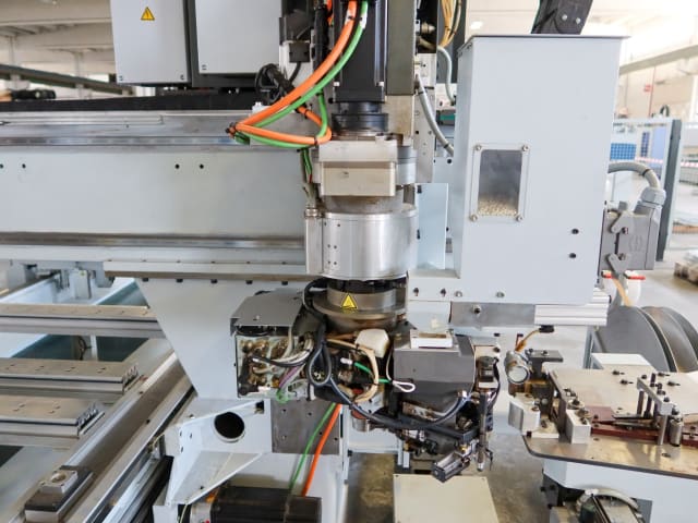 CNC Machine Centers For Routing, Drilling And Edgebanding. HOMAG BAZ 322/40/K