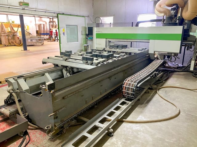Centro di lavoro a Bordare BIESSE ROVER A EDGE 1643