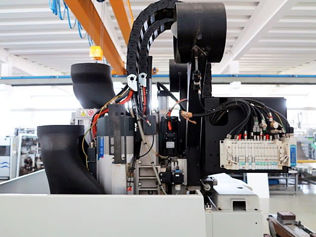 Centre d'usinage à ventouses BIESSE ROVER A-S 1332