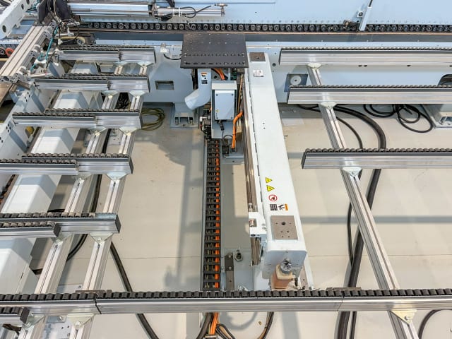 Kantenanleimmaschine Charge 1 HOMAG PROFI KFL 350/11/A3/WZ14