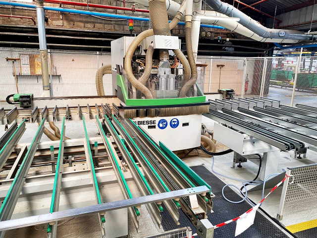 CNC for Flexible Drilling BIESSE SKIPPER 130