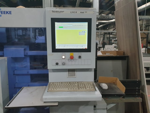 Vertical CNC Machine Centres WEEKE BHX 50