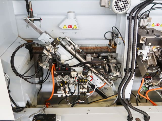 Einseitige Kantenanleimmaschine BRANDT KDF 650 C AIRTEC