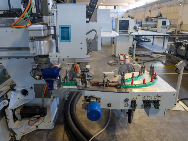 Кромкооблицовочный Обрабатывающий Центр HOMAG BAZ 322/40/K