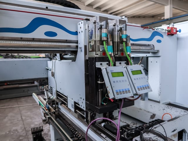 Aвтоматический дыропробивной станок WEEKE BST 500