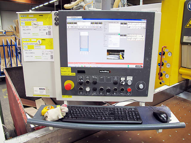 Plattensäge mit automatischer Beschickung SCHELLING FH 4 580
