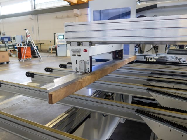 CNC for Flexible Drilling WEEKE BHX 500