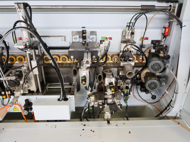 Einseitige Kantenanleimmaschine BRANDT KDF 650 C AIRTEC