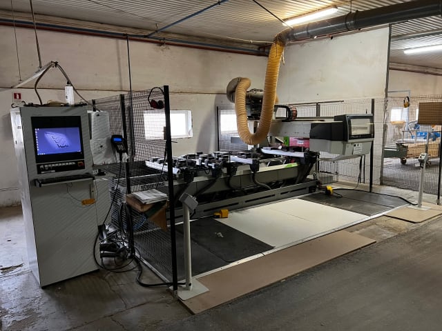 Centro De Mecanizado Con Ventosas BIESSE ROVER A 1332 ATS