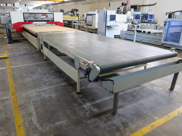 Centro De Mecanizado Con Superficie Nesting SCM PRATIX S-17