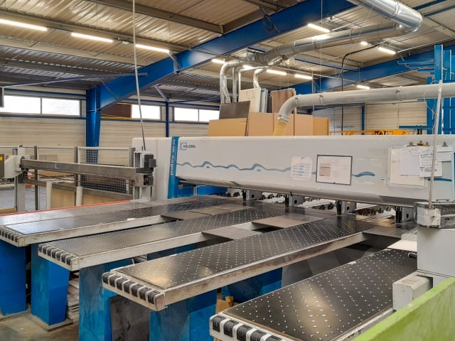 Scie À Panneaux À Chargement Frontal HOLZMA HPP 510/43/43