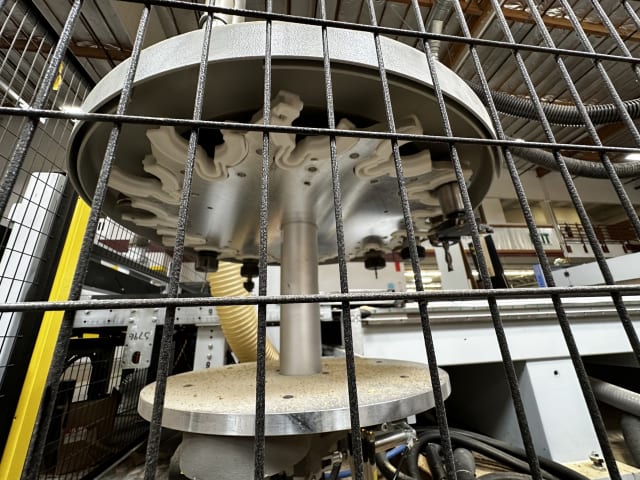 CNC Machine Center with NESTING Table WEEKE VANTECH 512 NESTING