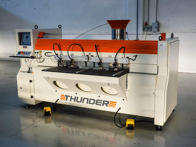 Horizontale Durchlaufbohr- und Dübeleintreibanlage VITAP THUNDER
