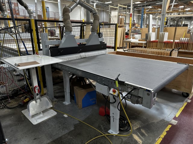 CNC Machine Center with NESTING Table WEEKE VANTECH 512 NESTING