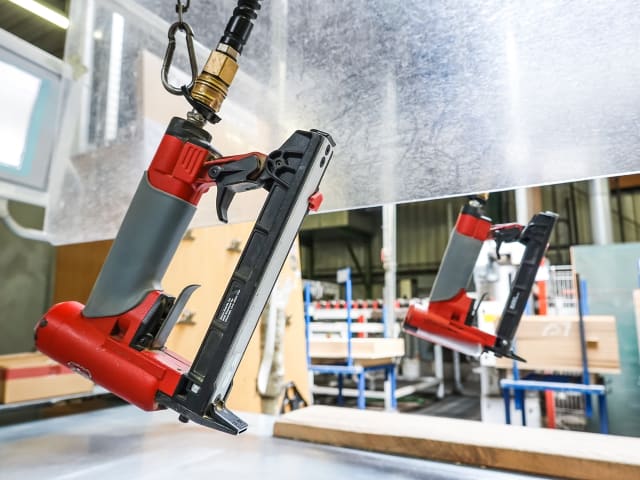 Transfer SYSTEMATIC FRAMES ASSEMBLY STATION