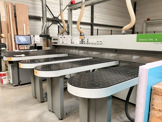piły panelowa z automatycznym magazynem BIESSE SELCO SK 450