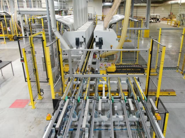 Squaring Lines KRAFT + AVERCON + FRAXINUS FLOORING PRODUCTION LINE