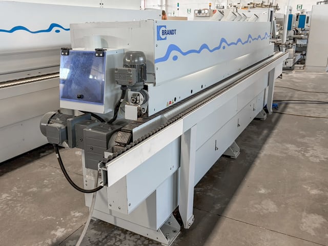 Bordatrice Singola BRANDT KDF 440
