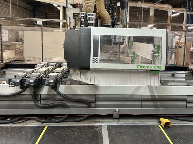 CNC Machine Centres For Routing, Drilling And Edgebanding. BIESSE Rover C EDGE 6.65