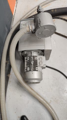 Bearbeitungszentren mit Konsolentisch WEEKE OPTIMAT BHC VENTURE 08M