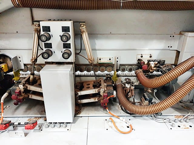 Односторонний Кромкооблицовочный Станок BRANDT KD 78CF