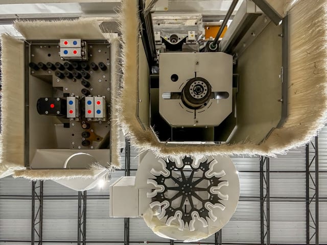 真空吸盘式加工中心 HOMAG CENTATEQ T-700