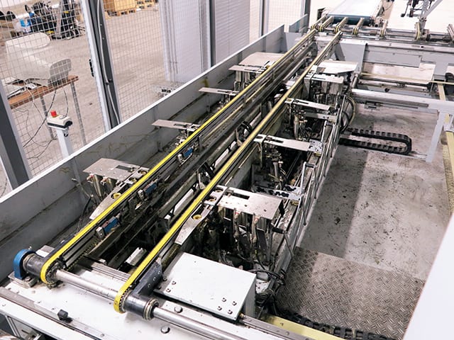 Estação Para Fecho Da Caixa De Papelão LIGMATECH VKC 100