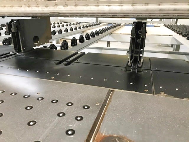 Sezionatrice carico automatico HOLZMA HPP 510/43/43/L+ HEE 43/22