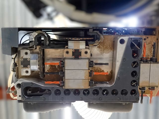 Centre d'usinage 5 axes BIESSE ROVER A - SYNCHRO