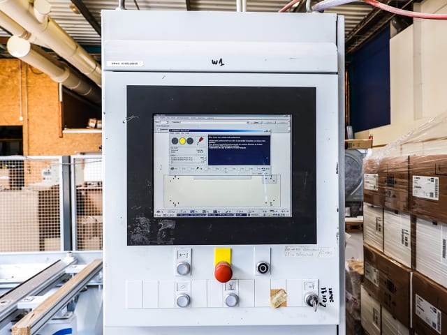 Bearbeitungszentren mit Konsolentisch WEEKE BHC 550