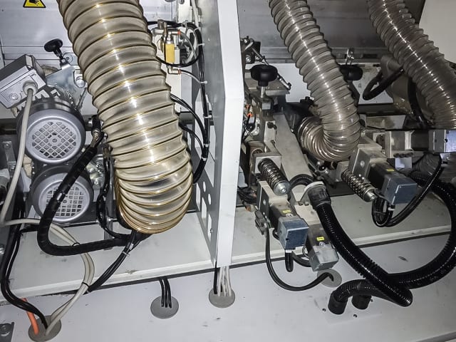 Односторонний Кромкооблицовочный Станок BIESSE AKRON 1440