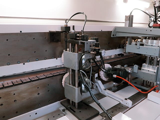 Plaqueuses De Chants Unilaterales IMA NOVIMAT/I/G80/650/R3