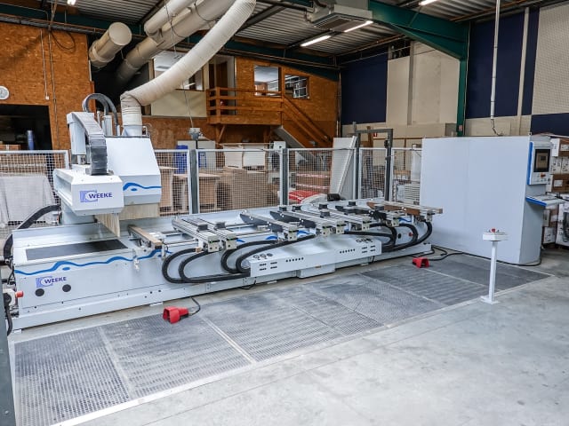 Bearbeitungszentren mit Konsolentisch WEEKE BHC 550