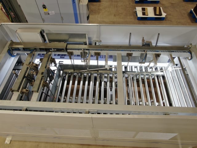 Cardboard Closing Stations LIGMATECH VKV 710/25/11/R