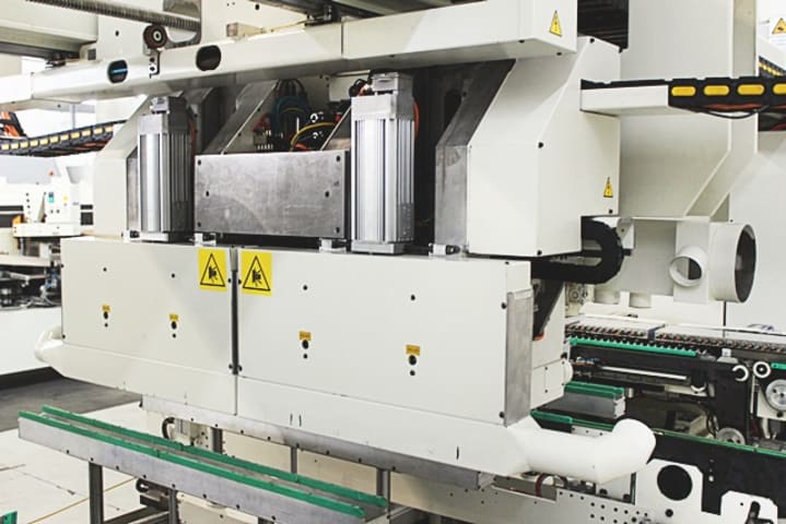 灵活钻孔 MORBIDELLI AUTHOR 912