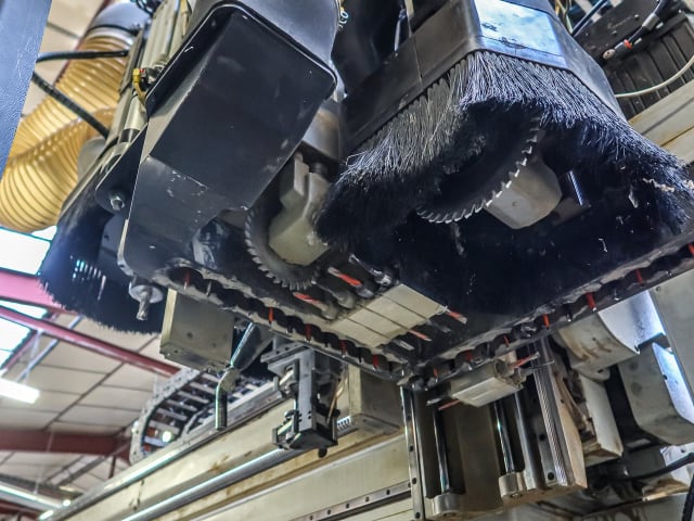 CNC Machine Centres For Routing, Drilling And Edgebanding. BIESSE ROVER C 9.65 CONF.2 TWIN