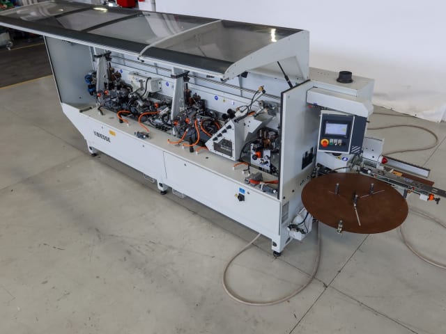 Máquina De Colar Bordos Simples BIESSE JADE 240
