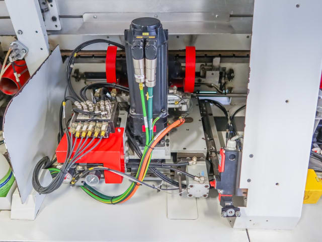 Односторонний Кромкооблицовочный Станок IMA ADVANTAGE 400L