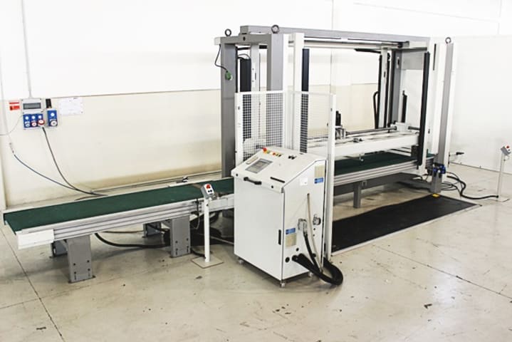 L16 COMIL XPRESS