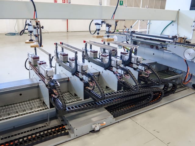 Durchlaufbohrmaschine BIESSE TECHNO F