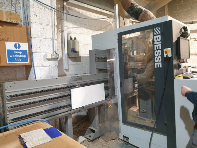 Vertikale CNC-Bohrmaschine BIESSE SKIPPER V31