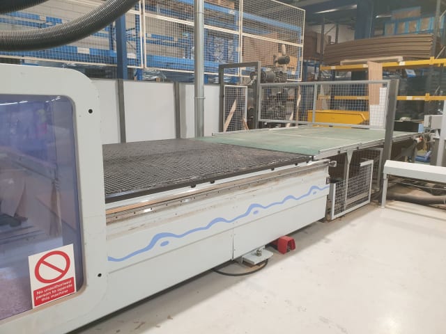 Обрабатывающий Центр С Рабочим Столом Nesting WEEKE VANTAGE 100/710