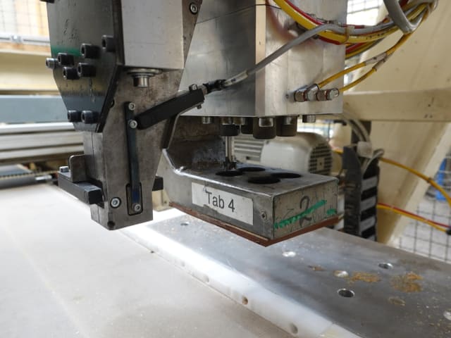 CNC Flexible Drilling & Inserting Hülsta SCON