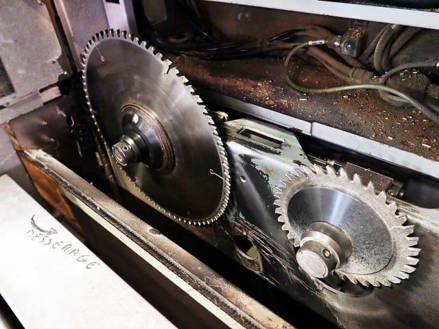 Plattensäge – Beschickung von vorne HOLZMA HPP 380/31/31