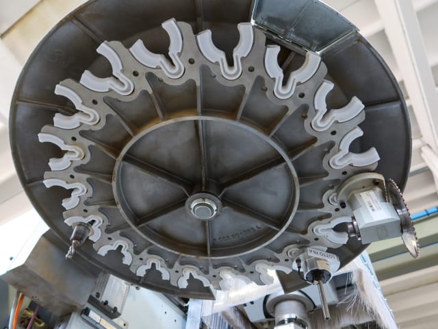 CNC Machine Centers For Routing, Drilling And Edgebanding. HOMAG BAZ 322/40/K